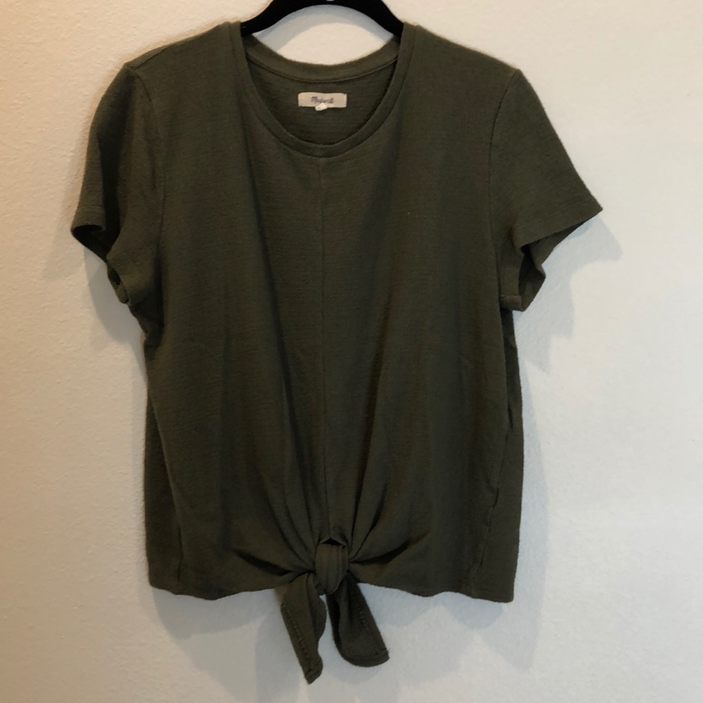 Tie front top
